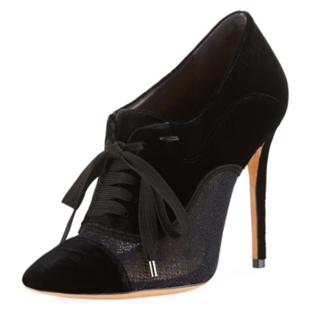 Alexandre Birman Orlanda Lace-Up
Velvet High Heel Black Booties